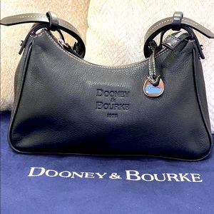 Dooney & Bourke Medium Hobo